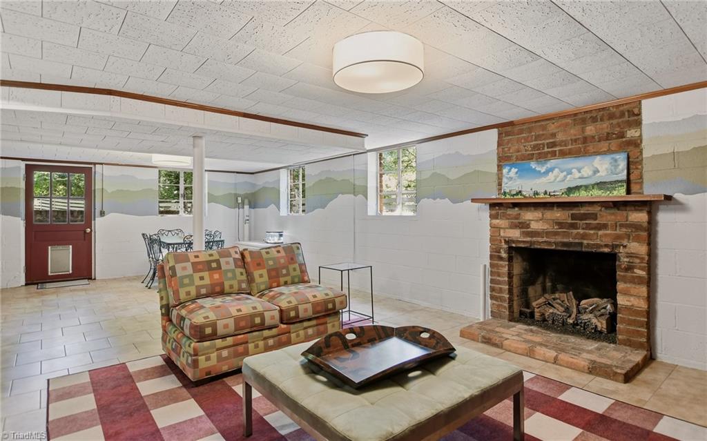 1117 Huntingdon Road Winston-Salem, NC 27104 - Photo 38 of 50