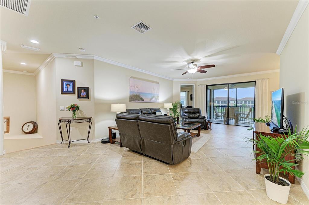 20221 Ragazza Circle, Unit 202 Venice, FL 34293 - Photo 8 of 80