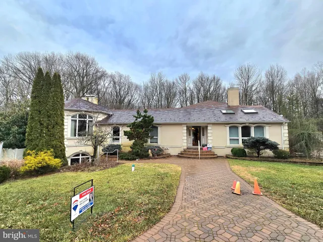 $699,000 | 14 Carol Drive, Clementon, NJ 08021
