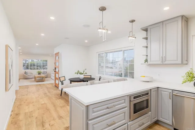 $1,549,000 | 1674 Evergreen Street, San Diego, CA 92106