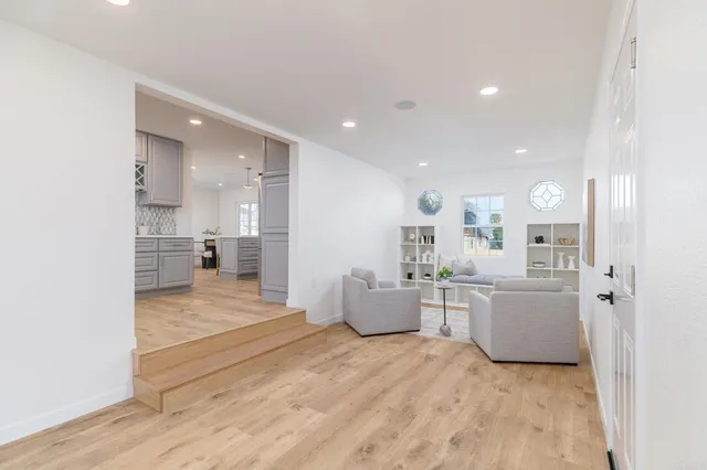 $1,549,000 | 1674 Evergreen Street, San Diego, CA 92106