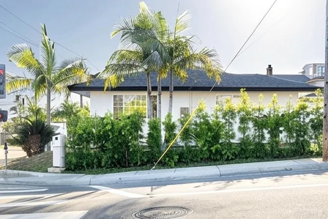 $1,549,000 | 1674 Evergreen Street, San Diego, CA 92106