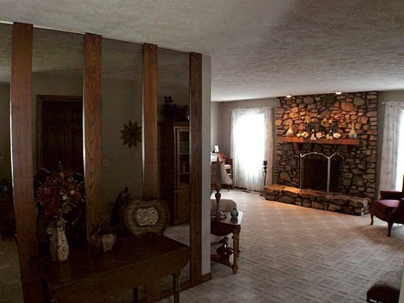 2128 Heather Road Anderson, IN 46012 - Photo 15 of 21 Gallery Image 15