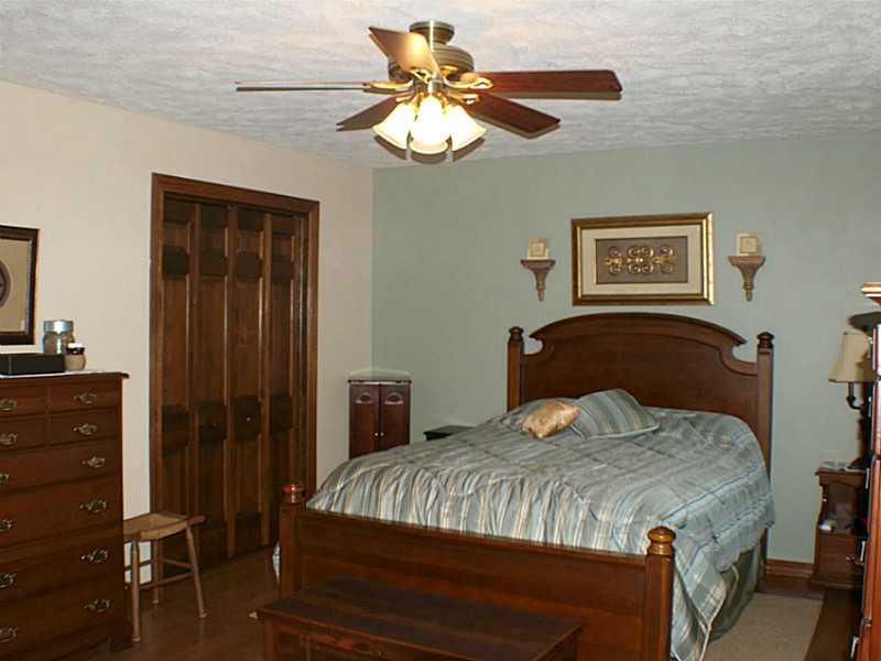 2128 Heather Road Anderson, IN 46012 - Photo 17 of 21 Gallery Image 17