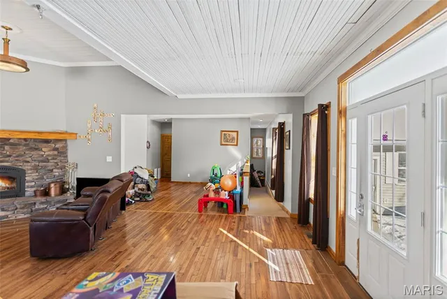 $249,000 | 1272 Northeast 700 Avenue, Roodhouse, IL 62082