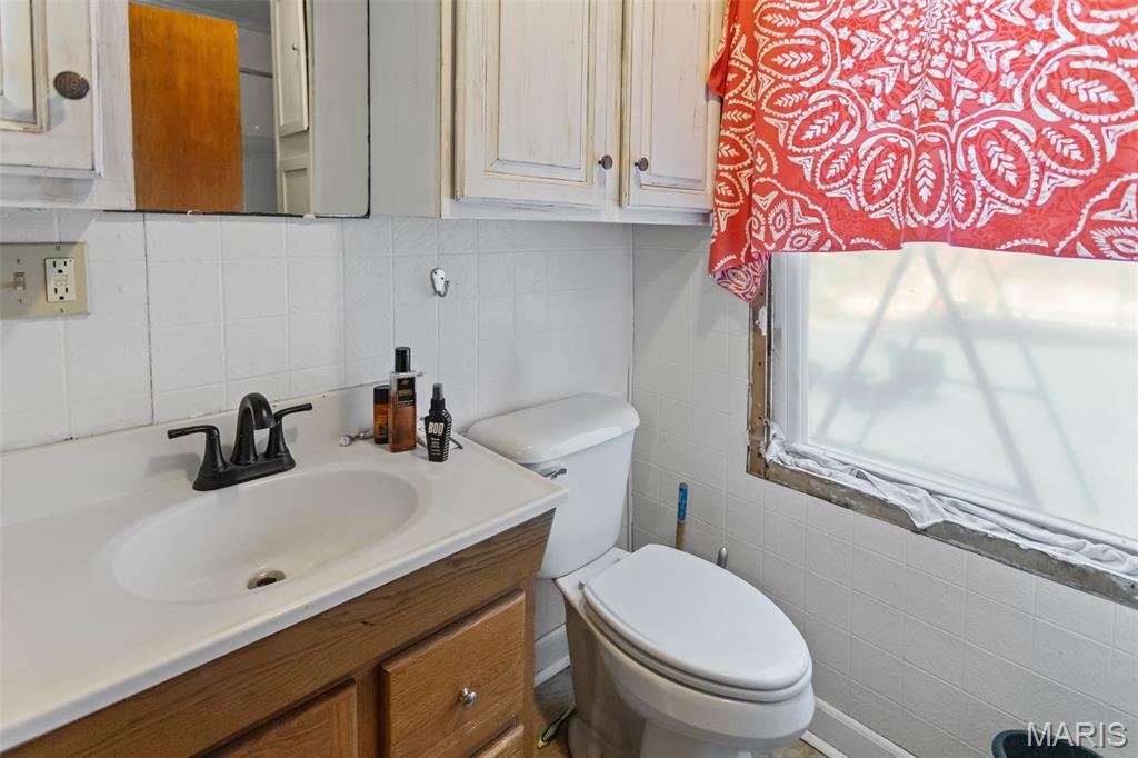 1272 Northeast 700 Avenue Roodhouse, IL 62082 - Photo 25 of 77