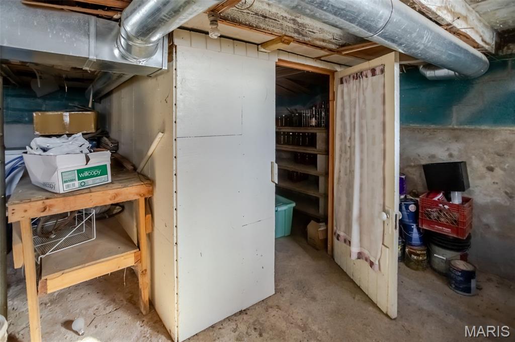 1272 Northeast 700 Avenue Roodhouse, IL 62082 - Photo 45 of 77