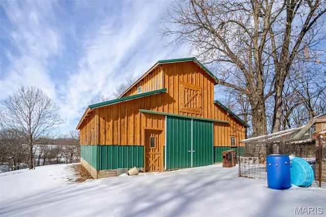 $249,000 | 1272 Northeast 700 Avenue, Roodhouse, IL 62082