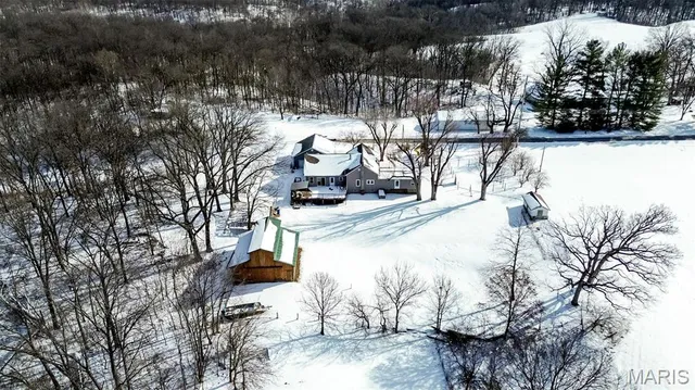 $249,000 | 1272 Northeast 700 Avenue, Roodhouse, IL 62082