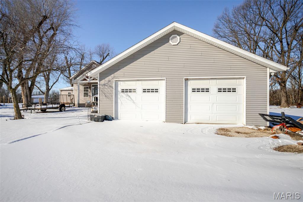 1272 Northeast 700 Avenue Roodhouse, IL 62082 - Photo 9 of 77