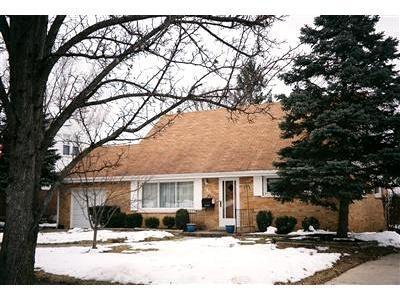 38 Hadley Road Greenhills, OH 45218 - Photo 1 of 1 Gallery Image 1