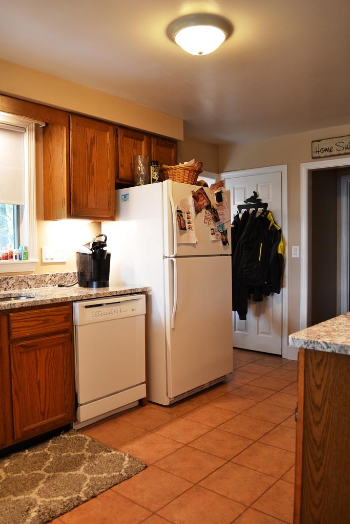 25 Cross Street Rangeley, ME 04970 - Photo 16 of 37 Kitchen