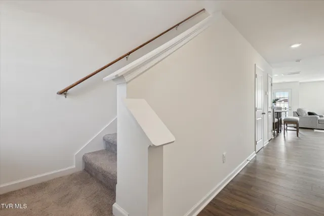 $2,200 | 115 Raceday Center Drive, Unit F4, Bristol, TN 37618