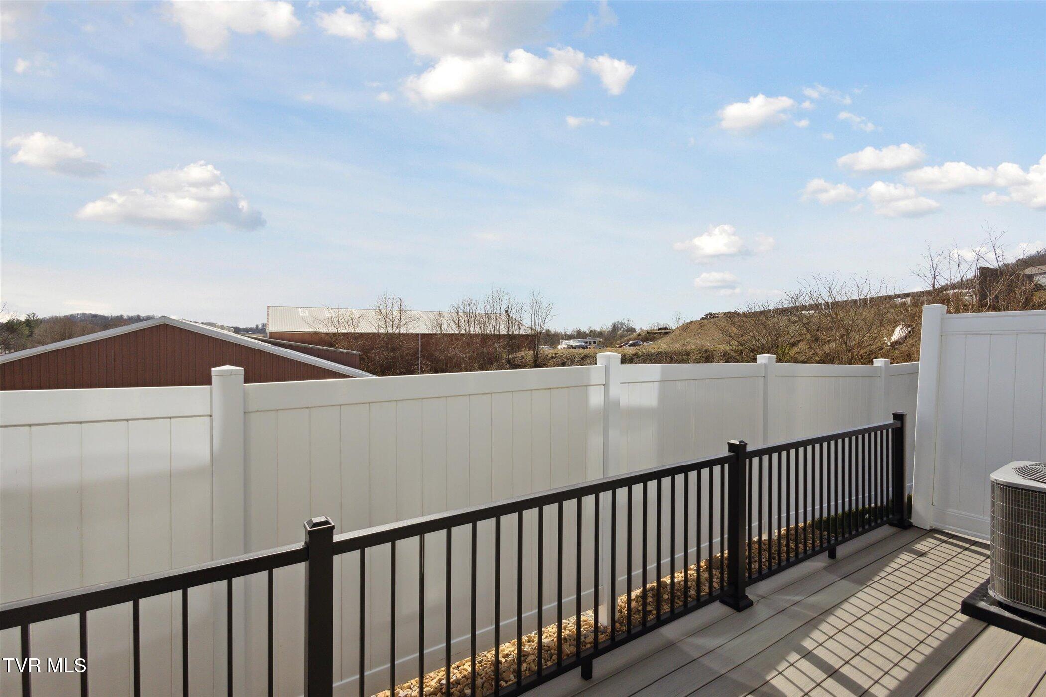 115 Raceday Center Drive, Unit F4 Bristol, TN 37618 - Photo 26 of 29 28-115-Raceday-Center-Dr-f-4-Bristol-TN-