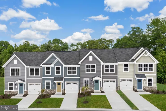 $359,990 | 23188 Yardarm Way, Unit D, California, MD 20619