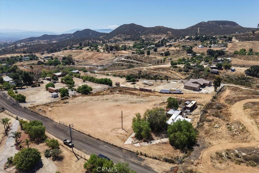 33521 Daily Road Menifee, CA 92584 - Photo 8 of 67