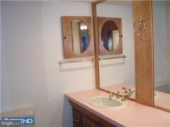 693 Old Porter Road Bear, DE 19701 - Photo 8 of 12 Gallery Image 8