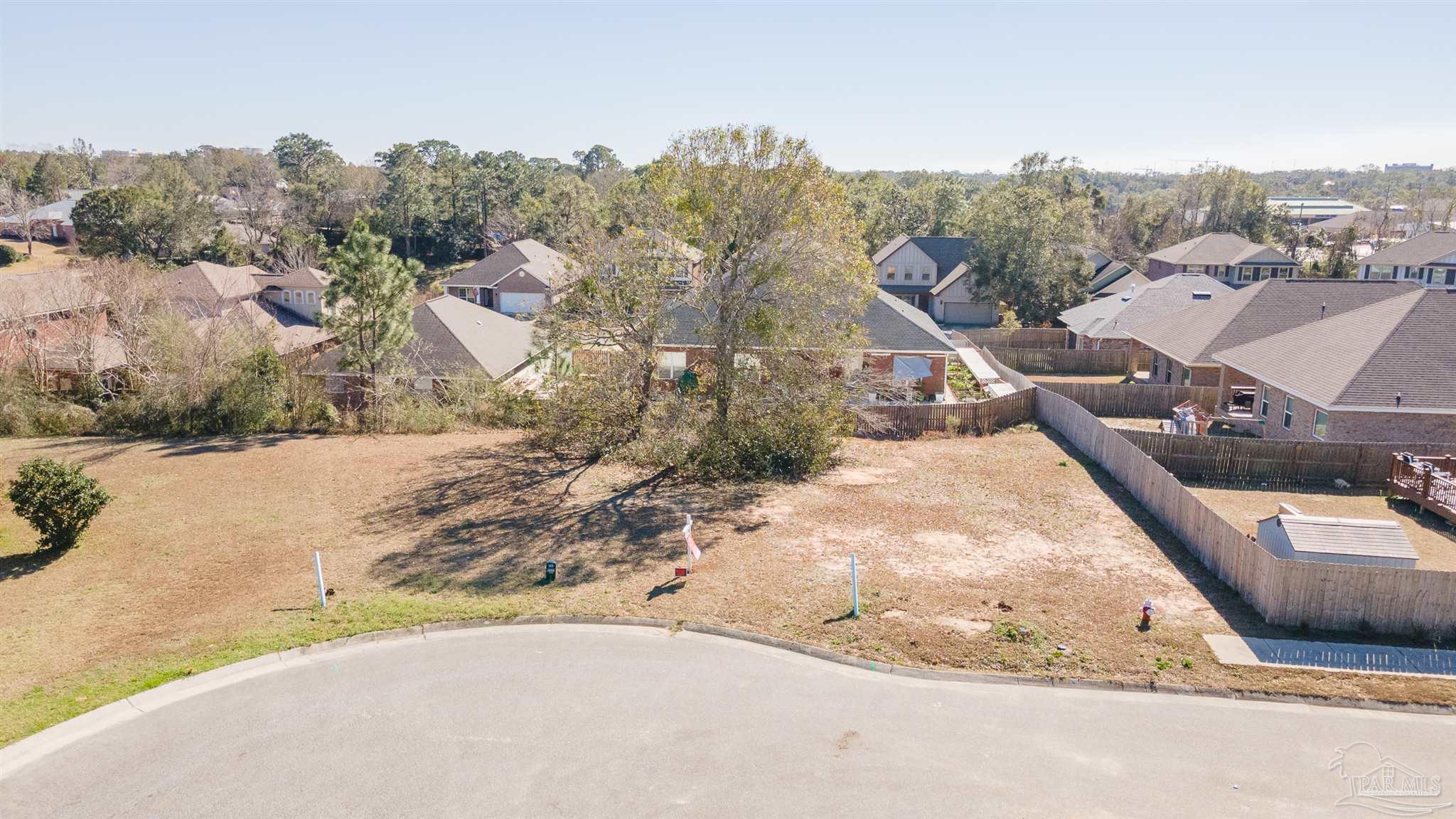 670 Farmington Road Pensacola, FL 32504 - Photo 3 of 16 Gallery Image 3