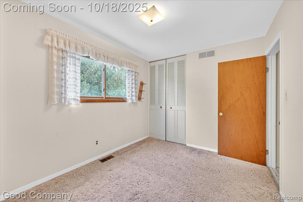 3209 Grange Hall Road Holly, MI 48442 - Photo 11 of 25 Gallery Image 11