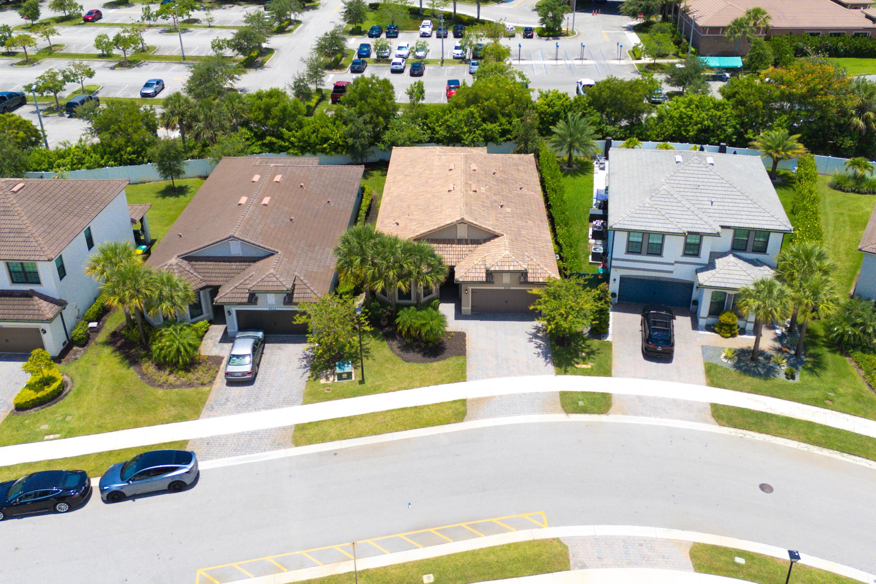 8028 Northwest 78th Street Tamarac, FL 33321 - Photo 35 of 38 an aerial view of a house with swimming pool