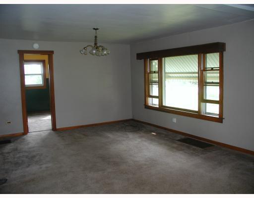 1212 South Bird Road Springfield, OH 45505 - Photo 5 of 11