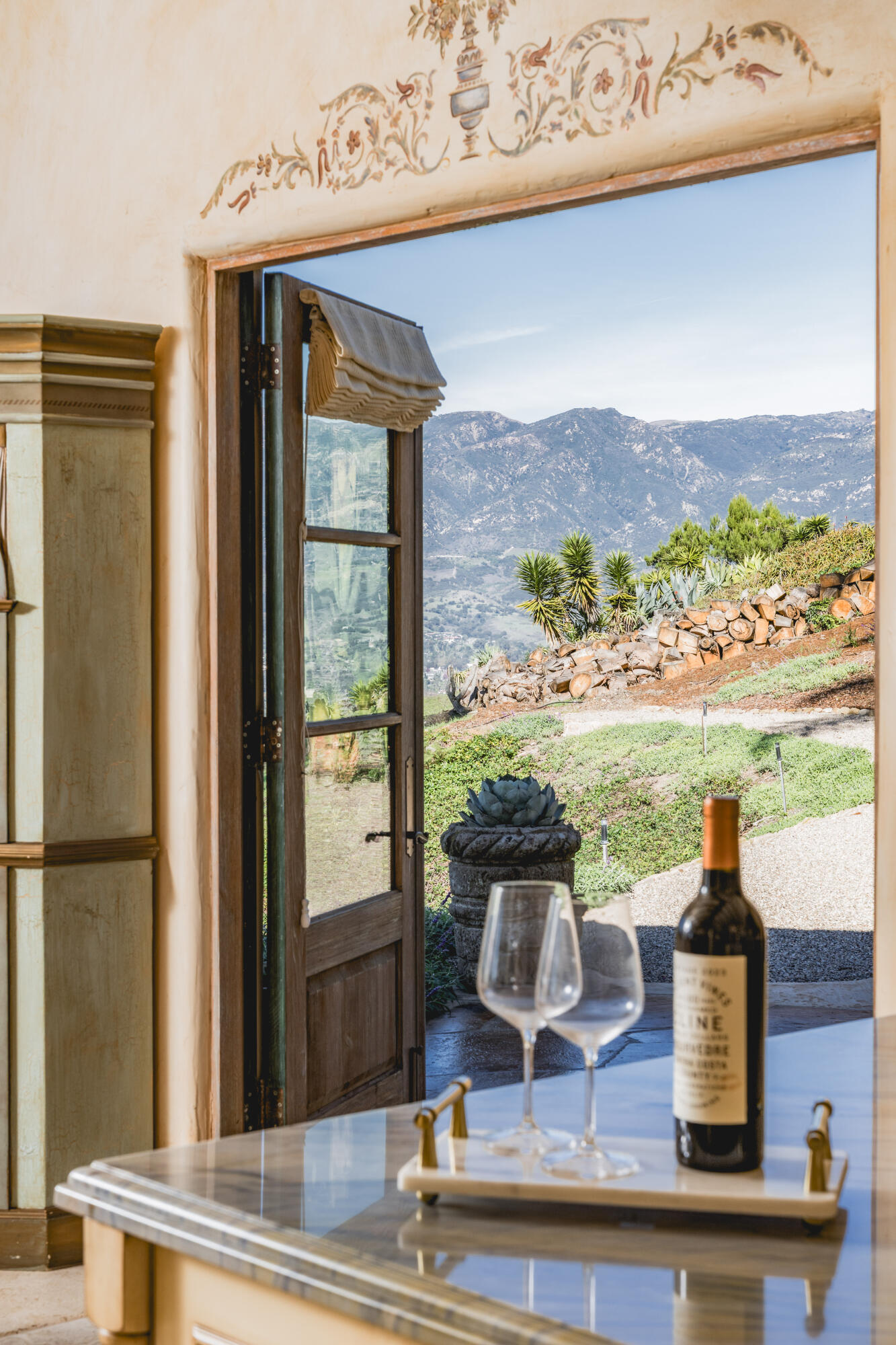 4020 Cuervo Avenue Santa Barbara, CA 93110 - Photo 12 of 48 Kitchen & Patio