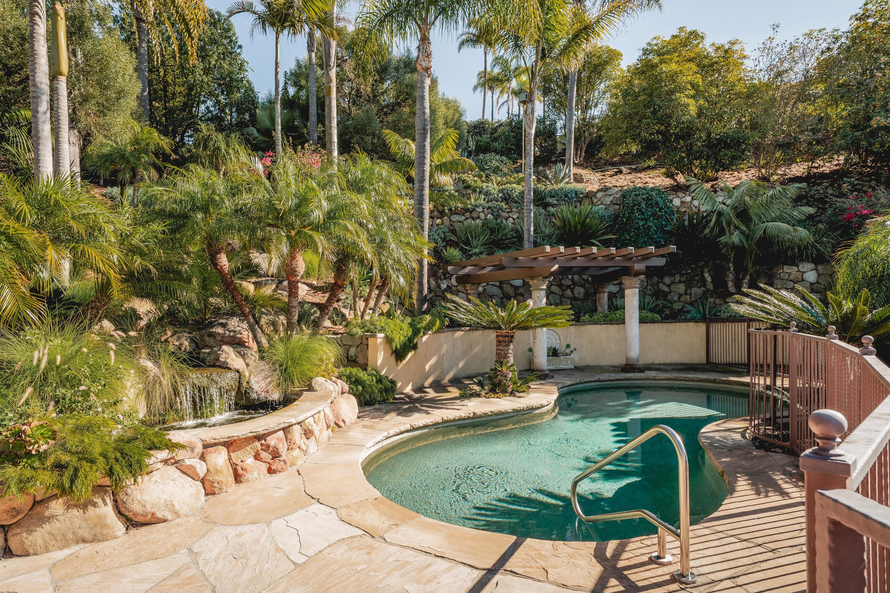 4020 Cuervo Avenue Santa Barbara, CA 93110 - Photo 18 of 48 Pool