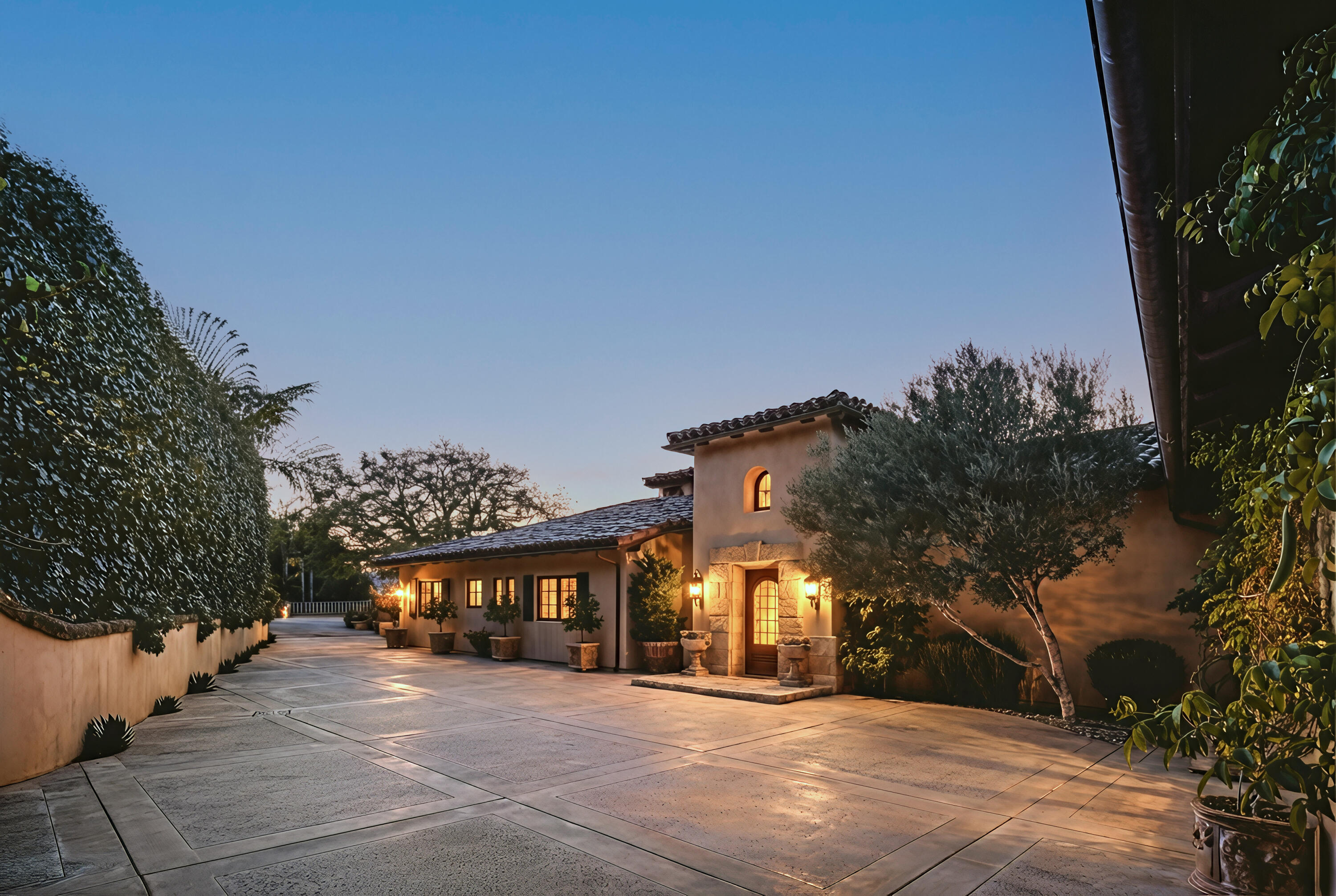 4020 Cuervo Avenue Santa Barbara, CA 93110 - Photo 40 of 48 a view of a house with a street