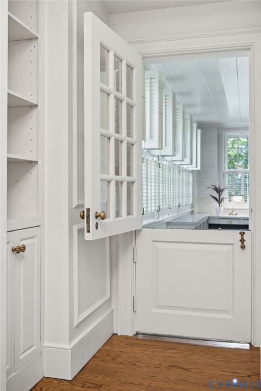 3905 Sulgrave Road Richmond, VA 23221 - Photo 41 of 56 One of two Dutch Doors in the home...