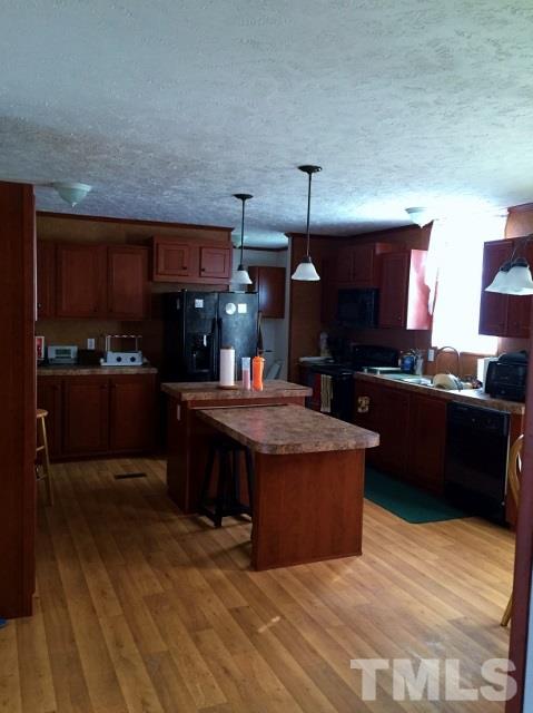 87 Burnside Road Henderson, NC 27537 - Photo 7 of 13 Gallery Image 7