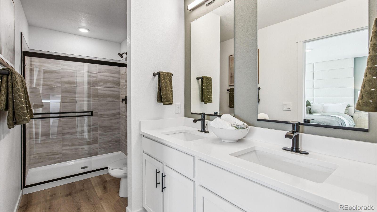 1375 South Clinton Street, Unit B Denver, CO 80247 - Photo 14 of 17