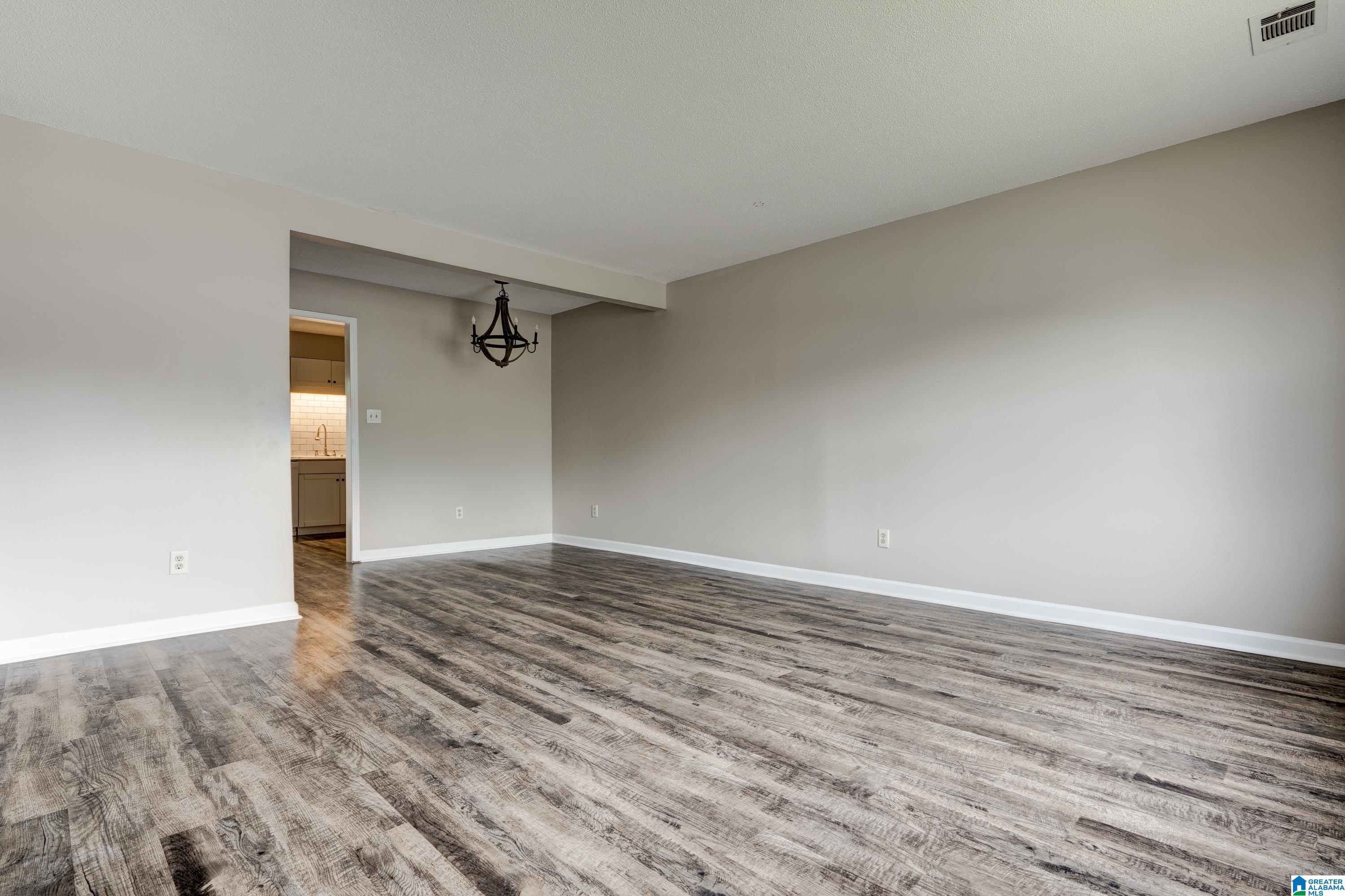 1438 Applegate Drive Alabaster, AL 35007 - Photo 5 of 21