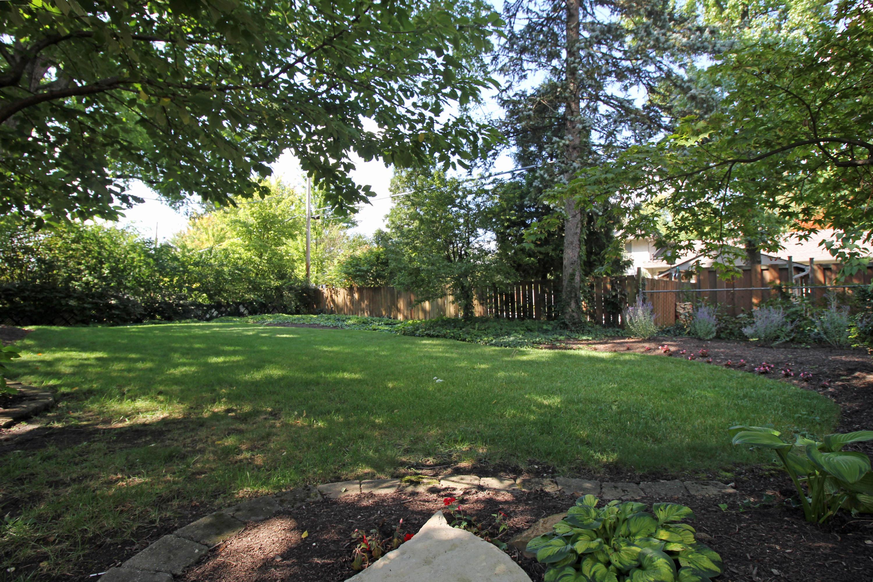 2420 Haviland Road Columbus, OH 43220 - Photo 10 of 48 Gallery Image 10
