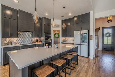 $795,000 | 505 North Saddle Horn Court, Weatherford, TX 76087