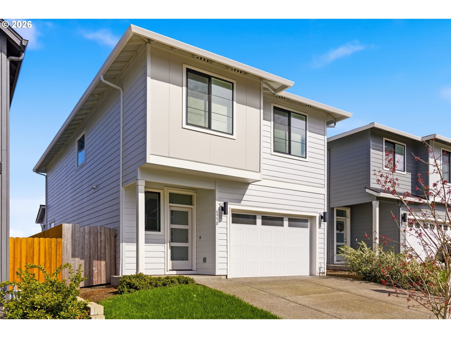 6950 North Madison Circle Ridgefield, WA 98642 - Photo 2 of 36