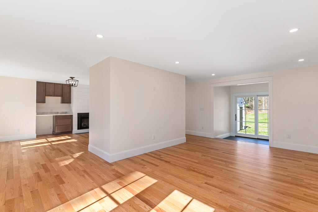 505 Mitchell Road Cape Elizabeth, ME 04107 - Photo 7 of 77 DSC05085