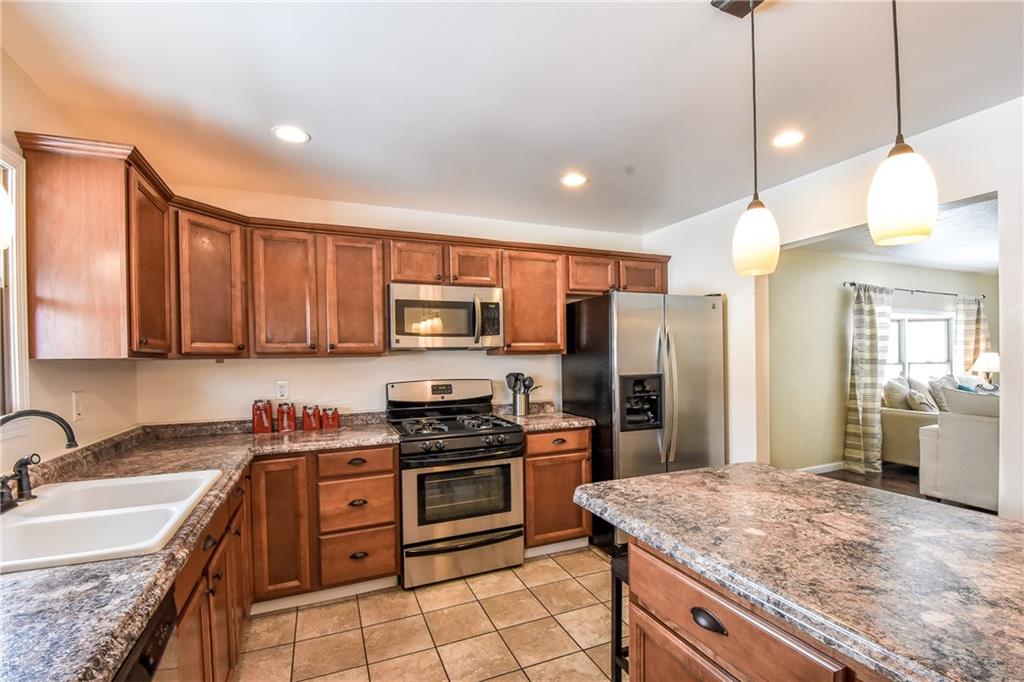 480 Big Knob Road Rochester, PA 15074 - Photo 7 of 24