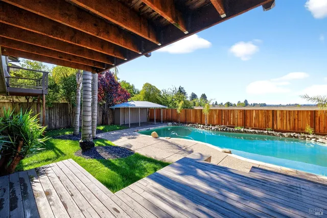 $1,175,000 | 690 Holly Avenue, Rohnert Park, CA 94928