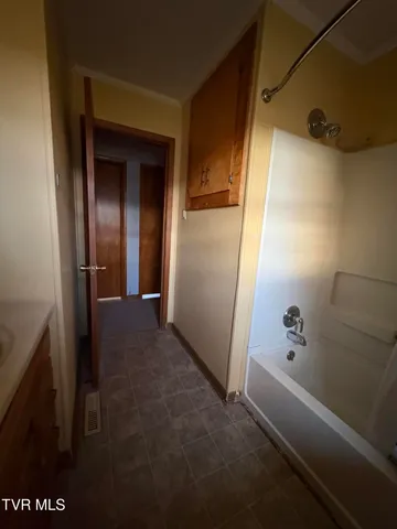 $139,000 | 158 Memorial Drive, Castlewood, VA 24224