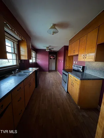 $139,000 | 158 Memorial Drive, Castlewood, VA 24224