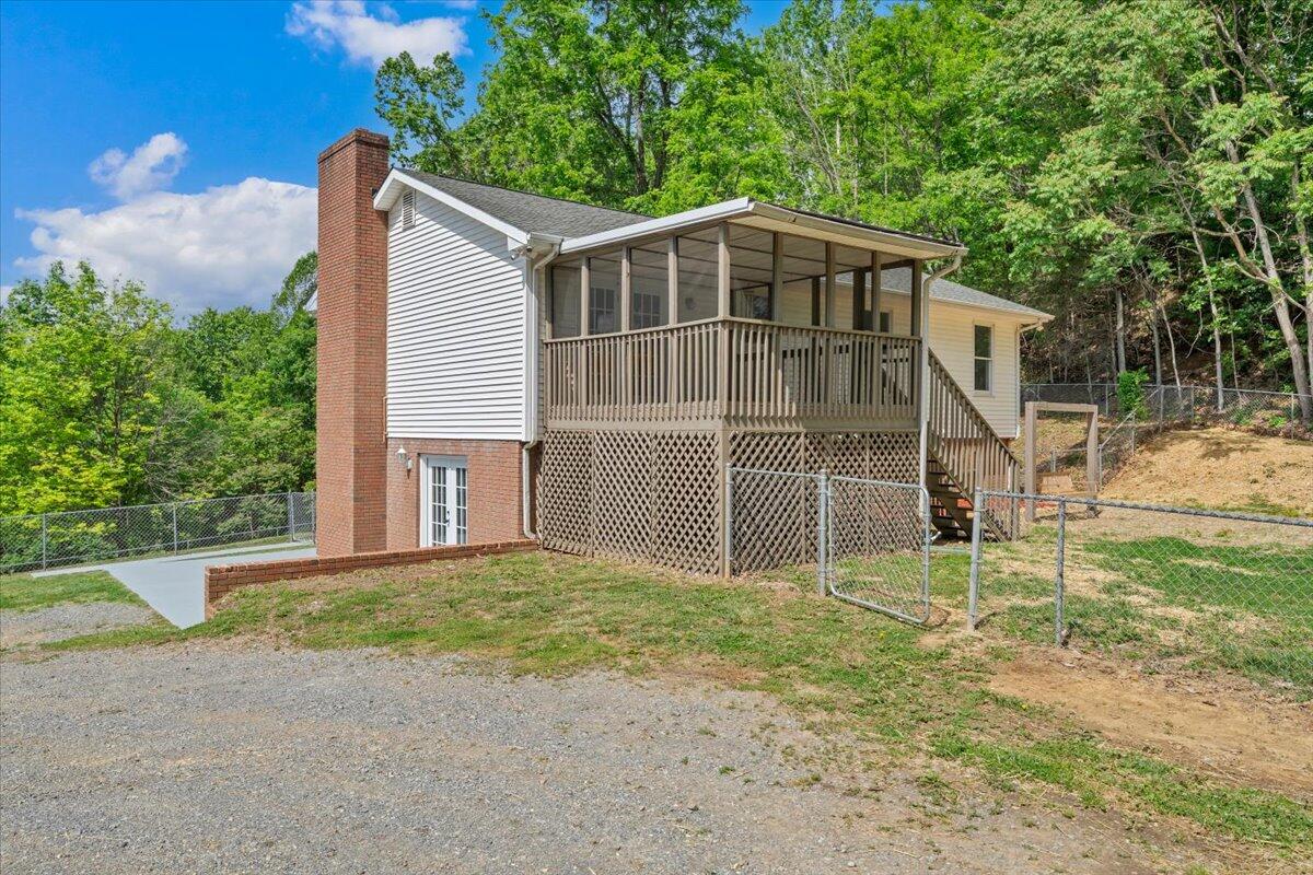 347 Roy Road Troutville, VA 24175 - Photo 30 of 37 30-MIB07799
