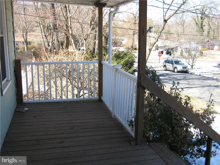 352 2nd Avenue Lindenwold, NJ 08021 - Photo 12 of 15 Porch