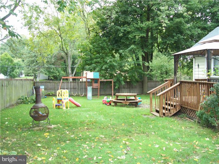 352 2nd Avenue Lindenwold, NJ 08021 - Photo 14 of 15 Exterior Back