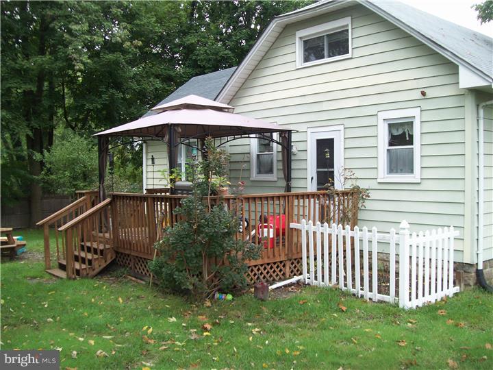 352 2nd Avenue Lindenwold, NJ 08021 - Photo 15 of 15 Deck