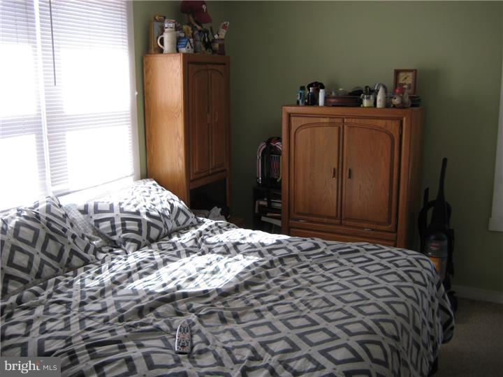352 2nd Avenue Lindenwold, NJ 08021 - Photo 6 of 15 Bedroom - Main