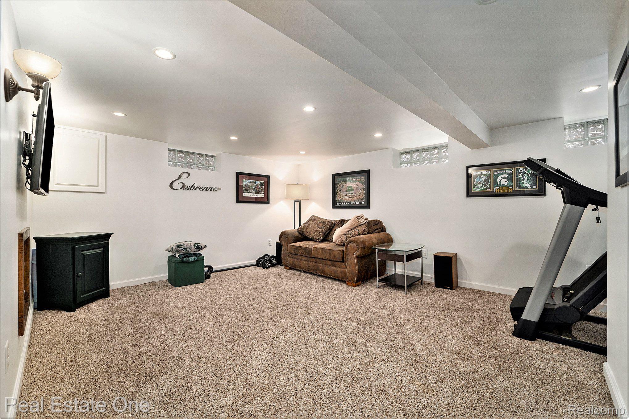 3226 Harvard Road Royal Oak, MI 48073 - Photo 19 of 22 Gallery Image 19