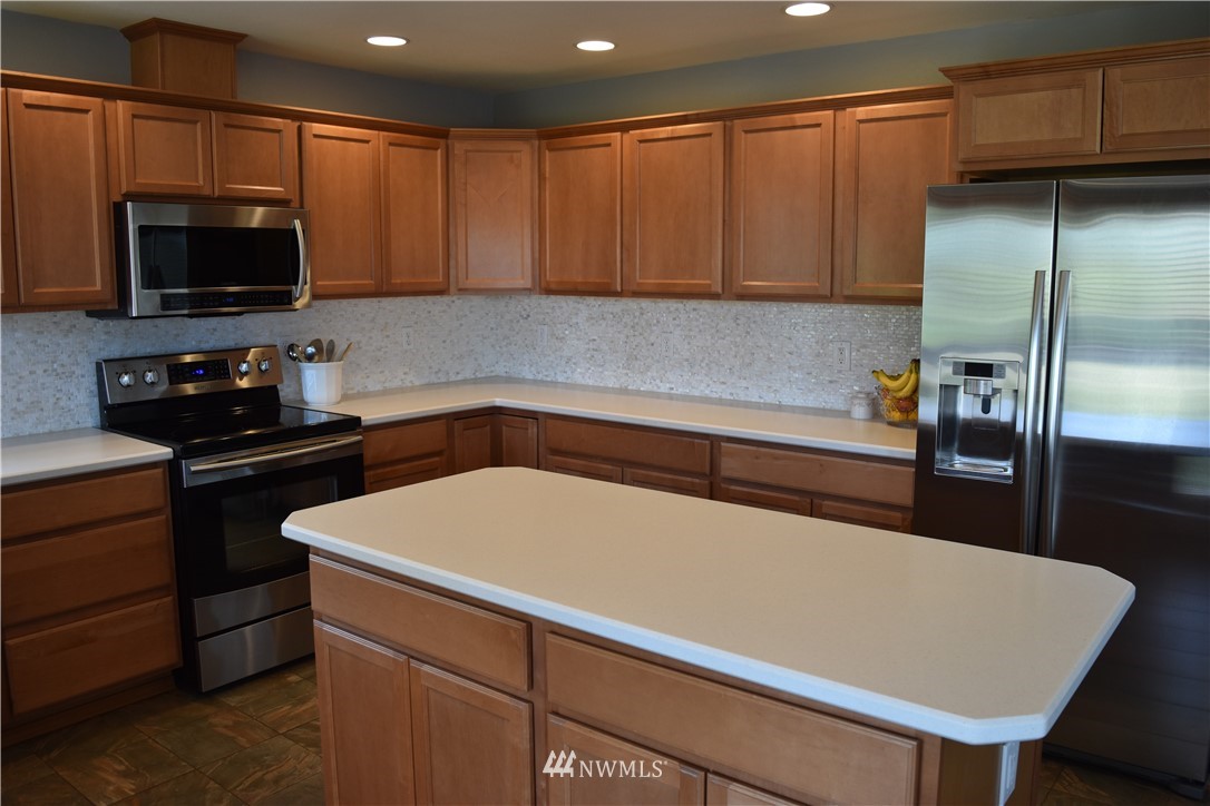 4728 181st Lane Southwest Rochester, WA 98579 - Photo 9 of 25