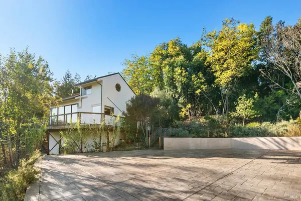 $949,000 | 12303 Margie Lane, Glen Ellen, CA 95442