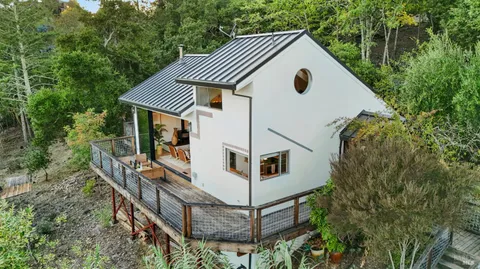 $949,000 | 12303 Margie Lane, Glen Ellen, CA 95442