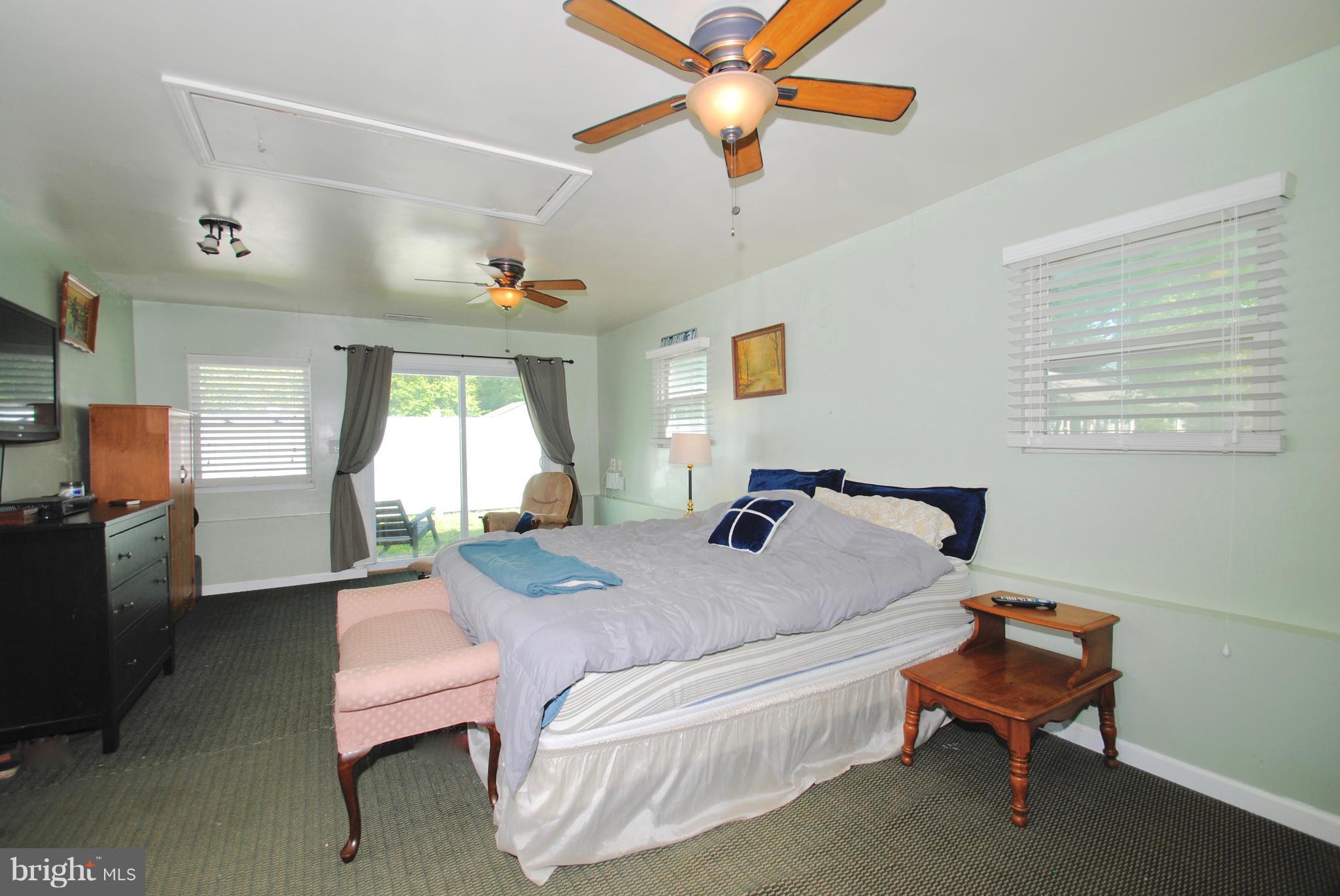 3924 Shoreham Beach Road Edgewater, MD 21037 - Photo 8 of 28 Bonus space currently used as a bedroom